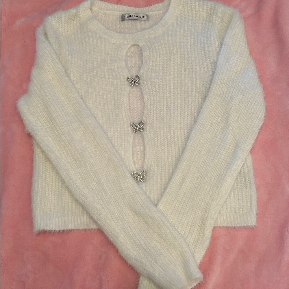 Gorgeous butterfly detail sweater